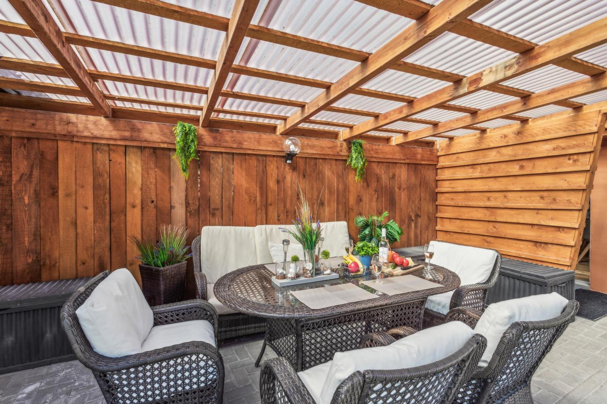 Harzquelle Center - Grill & Garden Thale